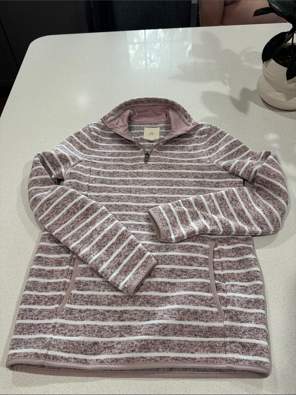 Thread & Supply Women 's Zip-Up Striped Sweater - pink & White